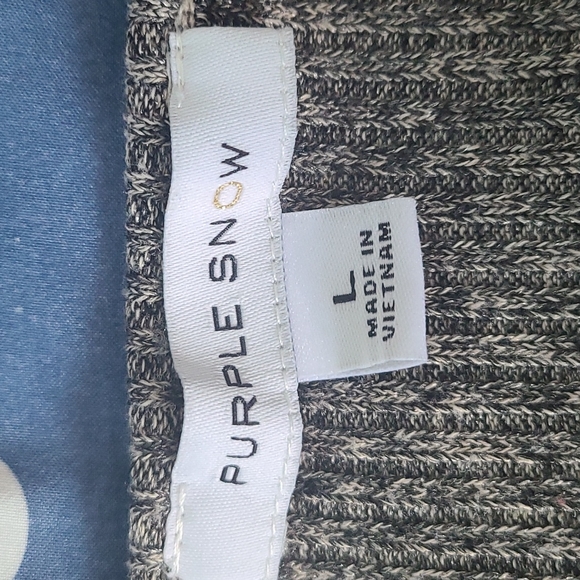 Cute spaghetti strap top. - Picture 2 of 2